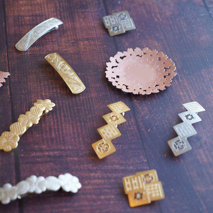 [ACCESSORY] LACE CARVED BROOCH SILVER | OWARI BUTSUGU