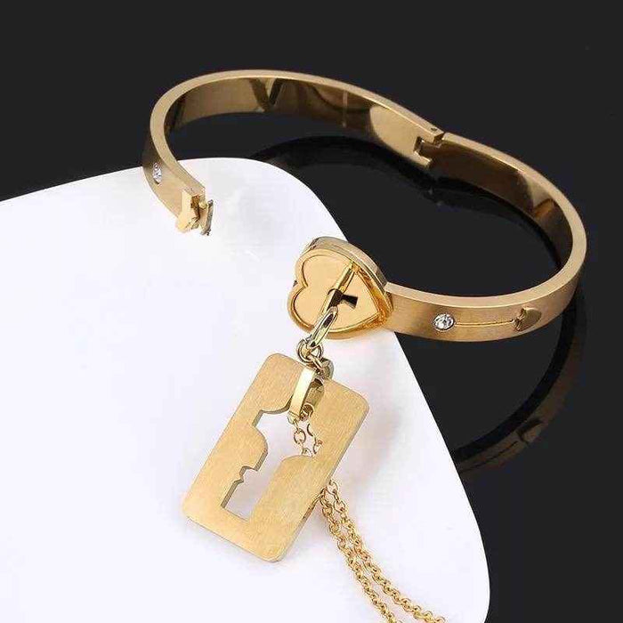 Bean Love Lock