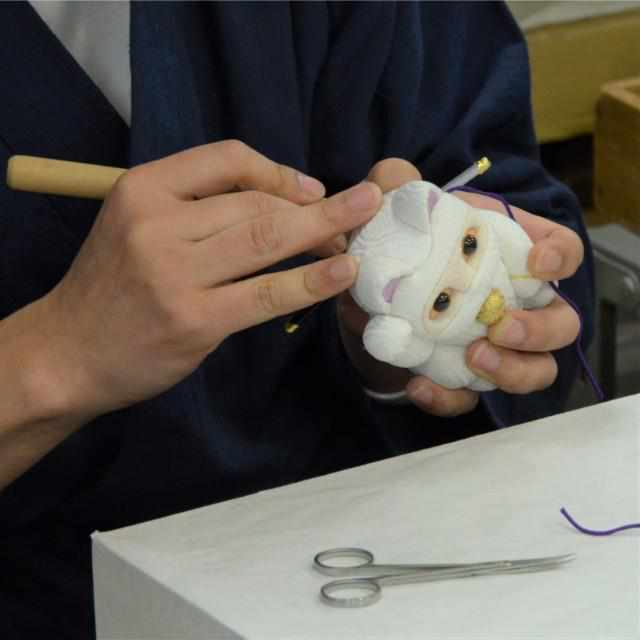 [BECKONING (LUCKY) CAT] MANEKI NEKO, WISH TO THE STAR (GLOW) | EDO ART DOLLS | KAKINUMA DOLLS
