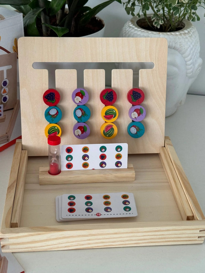 Four color maze with sandclock