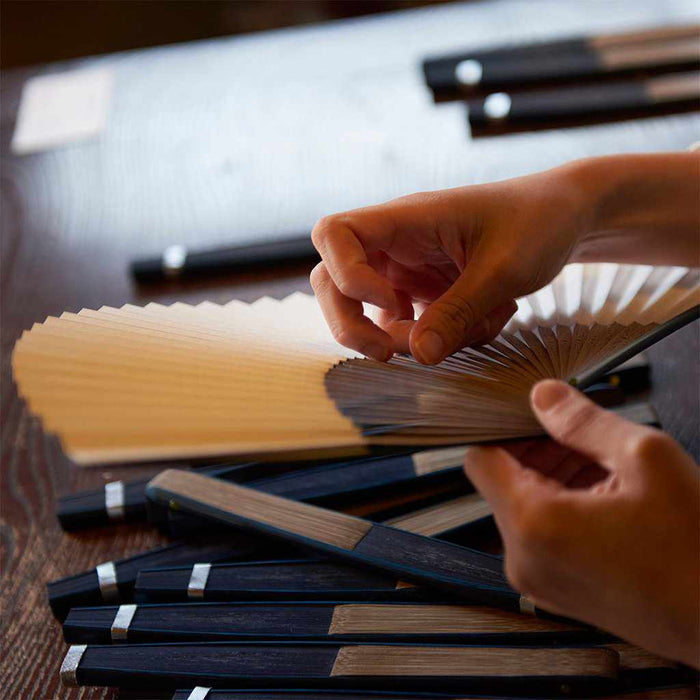 [HAND FAN] MEN'S SILK FAN FUJIN RAIJIN | KYOTO FOLDING FANS | OHNISHI TSUNE SHOTEN