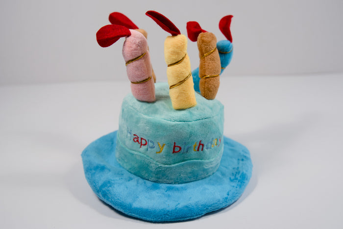 Pet Happy Birthday blue plush hat.|Chapeau de fête bleu pour animaux.