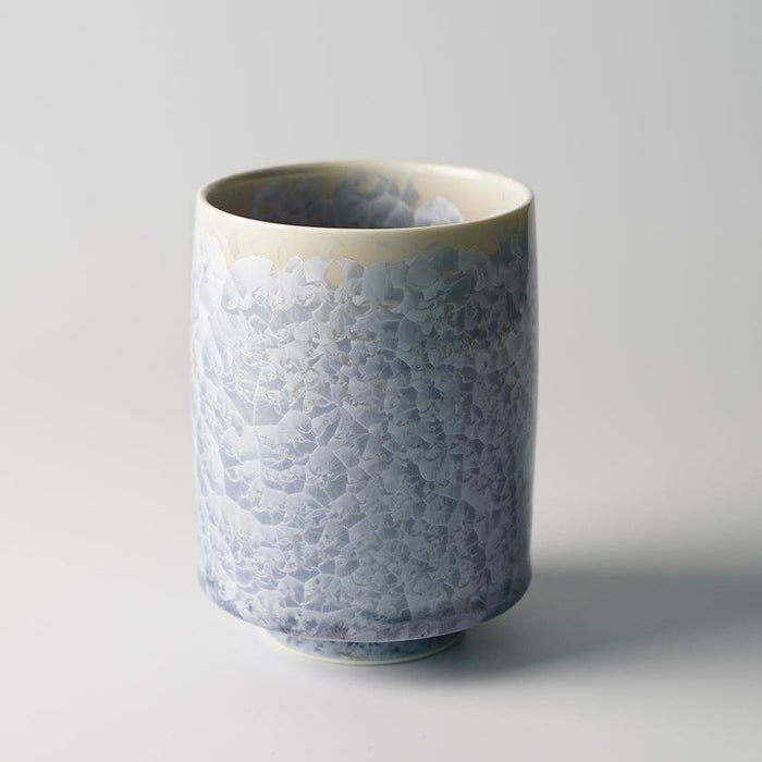Japanese tea cup yunomi with blue crystal flower glaze | Kyoto-Kiyomizu ware, Touan