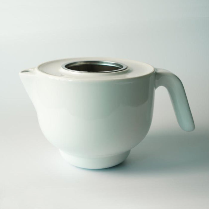 [JAPANESE TEA CUP] PAULINE DELTOUR TEAPOT (WHITE) | 2016/ | IMARI-ARITA WARES