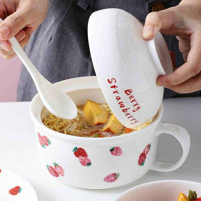 Kawaii Strawberry Ceramic Ramen Bowl with Lid - Goodlifebean home decor