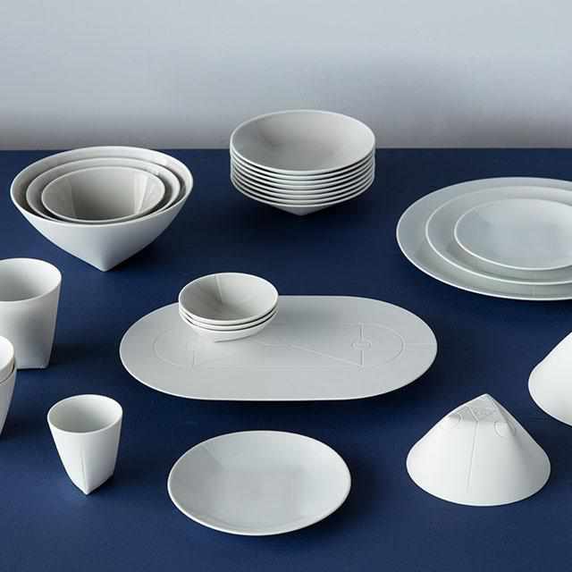 [LARGE PLATE (PLATTER)] CHRISTIAN HAAS PLATE 150 (WHITE) | 2016/ | IMARI-ARITA WARES