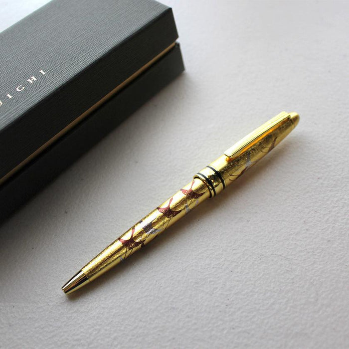 Gold lacquer makie ballpoint pen with cranes design beside gift box | Kanazawa gold leaf, Hakuichi