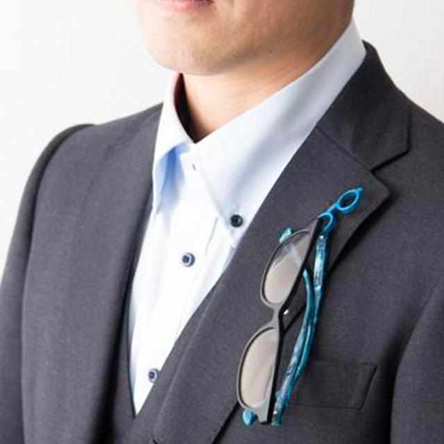 [PIN BATCH] MEGANE PIN (BROWN) THAT BECOMES A LAPEL PIN AND GLASSES HOLDER | SABAE GLASSES| TAKUMIICHI