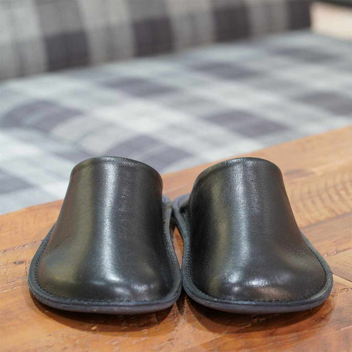 [SLIPPERS] GENUINE LEATHER (BLACK) | LEATHER PROCESSING