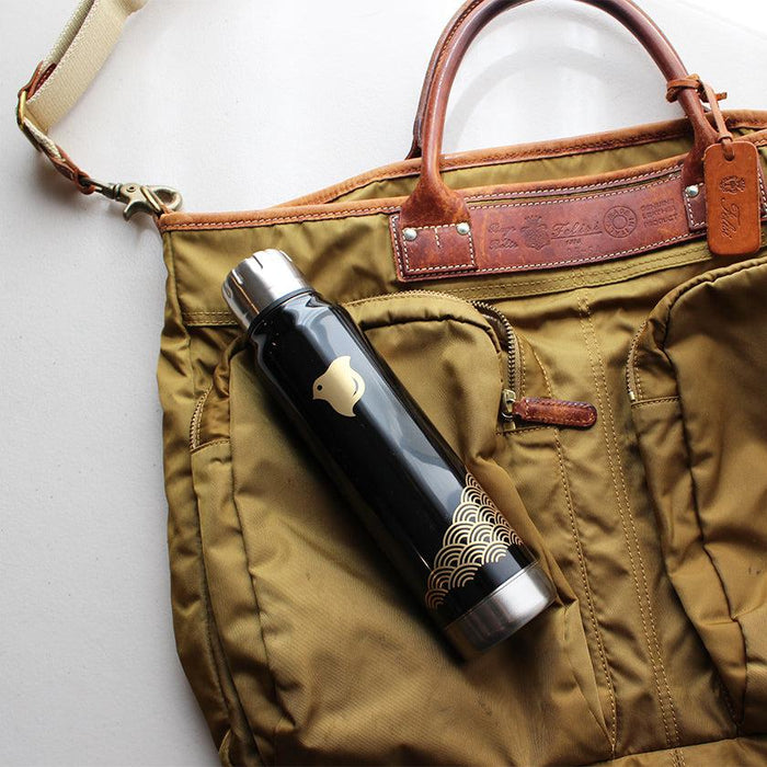 [TUMBLER / WATER BOTTLE] THERMO MUG URUSHI UMBRELLA BOTTLE WAVE CHIDORI (BLACK) | ECHIZEN LACQUERWARE| TAKUMIICHI