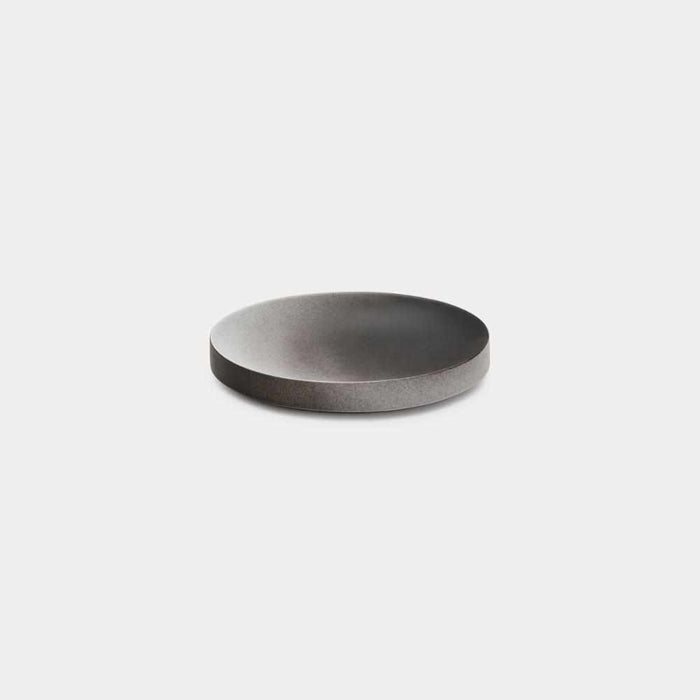 [VASEEORNAMENT] 2016/ KUENG CAPUTO ORNAMENTAL PLATE 220 (BLACK-WHITE) | IMARI-ARITA WARES